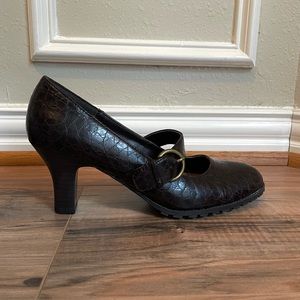 A2 by Aerosoles Women’s US 8.5M Chocolate Brown Crocodile Pumps | Women’s Heels